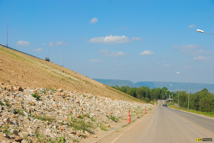 อ่างพักน้ำตอนบน โรงไฟฟ้าลำตะคองชลภาวัฒนา