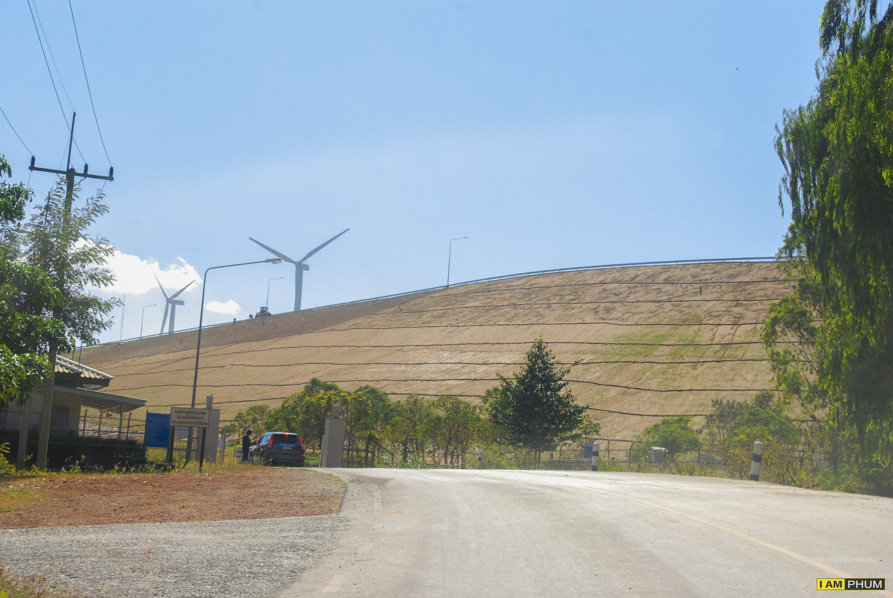 อ่างพักน้ำตอนบน โรงไฟฟ้าลำตะคองชลภาวัฒนา