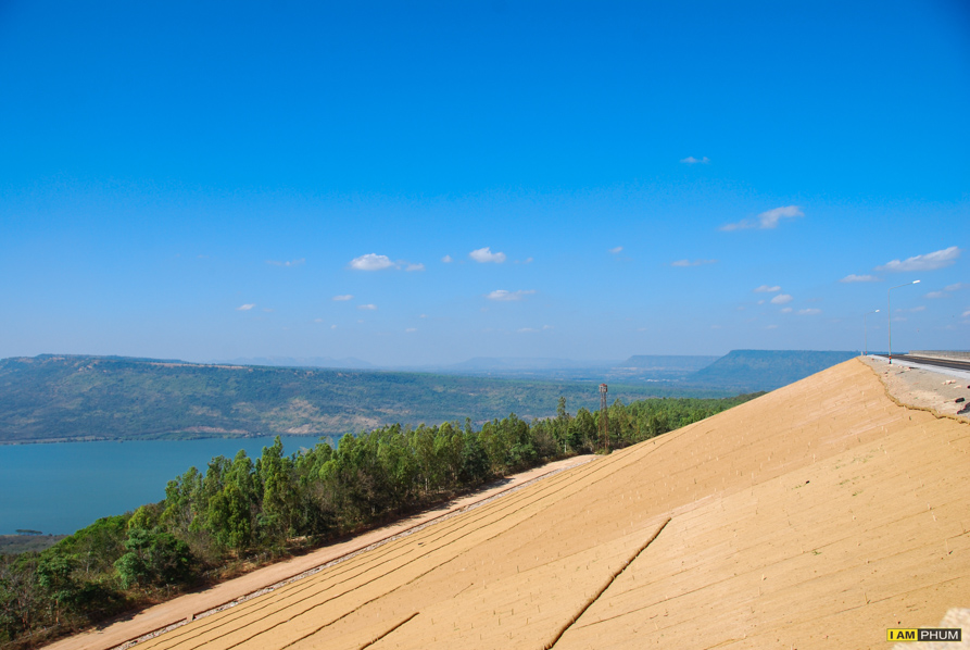 อ่างพักน้ำตอนบน โรงไฟฟ้าลำตะคองชลภาวัฒนา