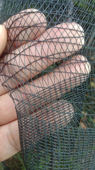 แหล่งซื้อ ตาข่ายกันนกกว้าง 3 เมตร ยาว 100 เมตร และ พลาสติกหลังคาโรงเรือน (คำแนะนำจากไร่องุ่นเจริญทรัพย์ วังน้ำเขียว)